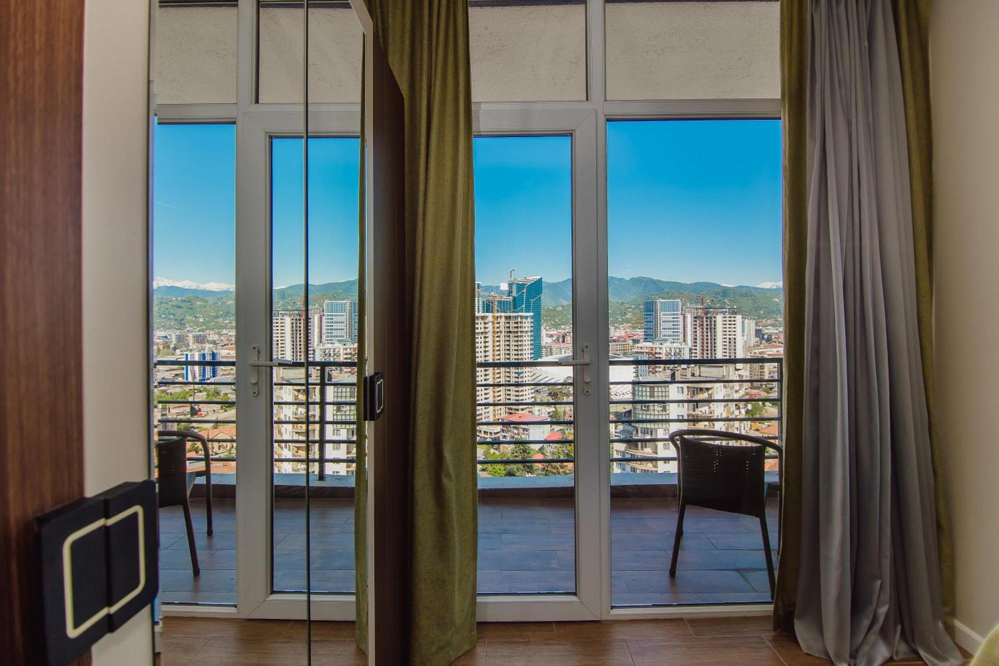 Happy Apartments Batumi Exterior photo