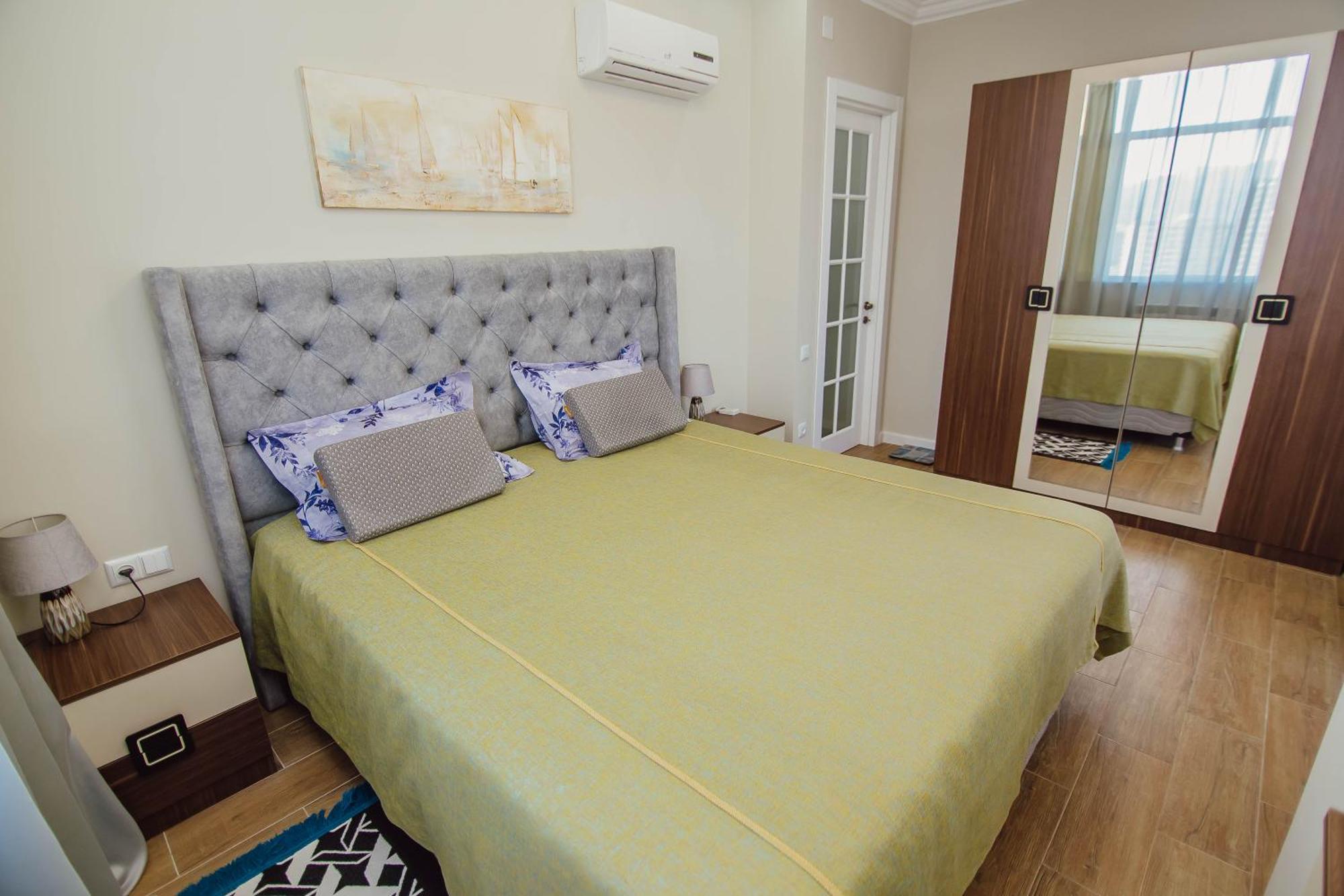 Happy Apartments Batumi Exterior photo